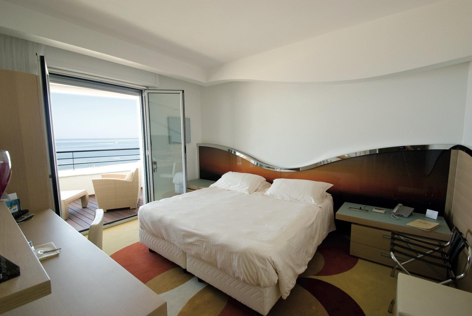 Hotel Waldorf- Premier Resort Milano Marittima Exterior photo