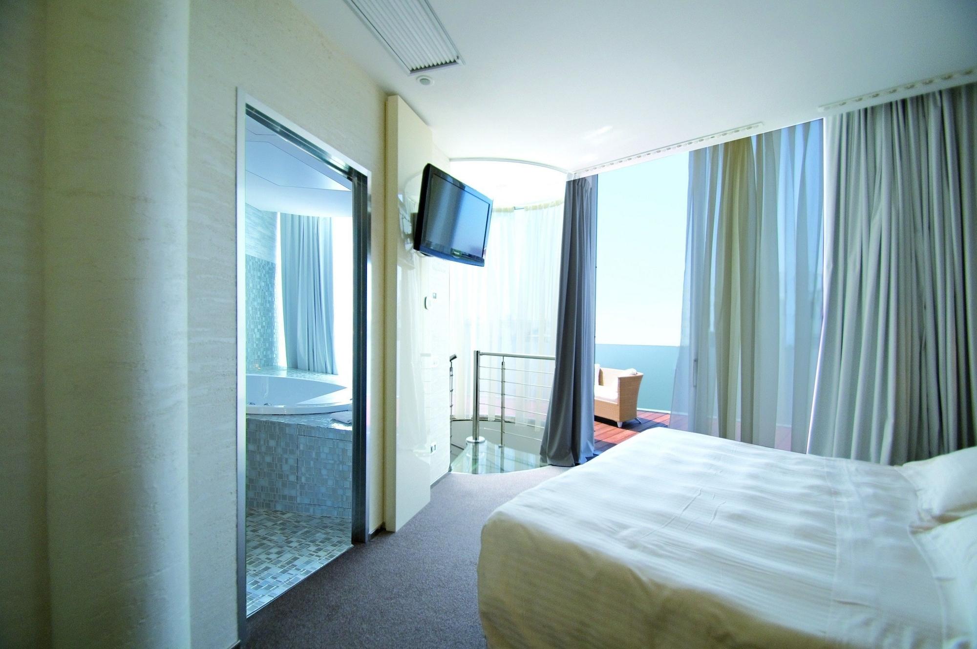 Hotel Waldorf- Premier Resort Milano Marittima Exterior photo